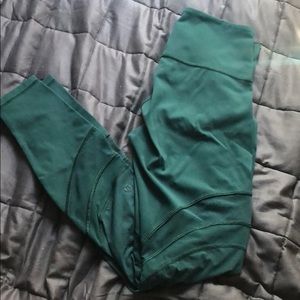 Lululemon Turqoise Leggings with Mesh